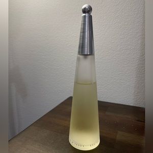 Used Issey Miyake L’eau D’issey perfume. Original box not available.
